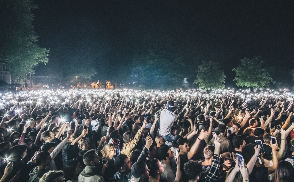 Music Festivals: without Wi-Fi, the party could be over
